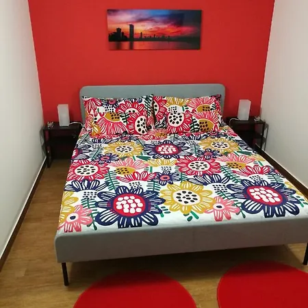 Zuccarelli Center Apartment Catania