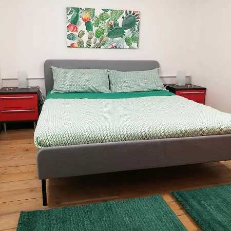 Zuccarelli Center Apartment Catania