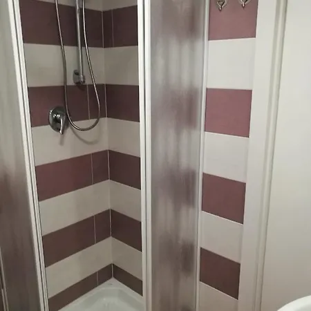 Zuccarelli Center Apartment *