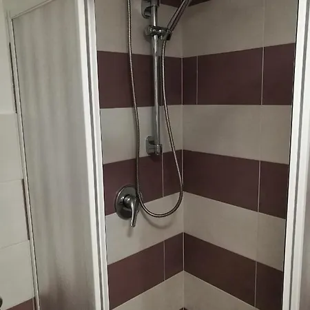 Zuccarelli Center Apartment *